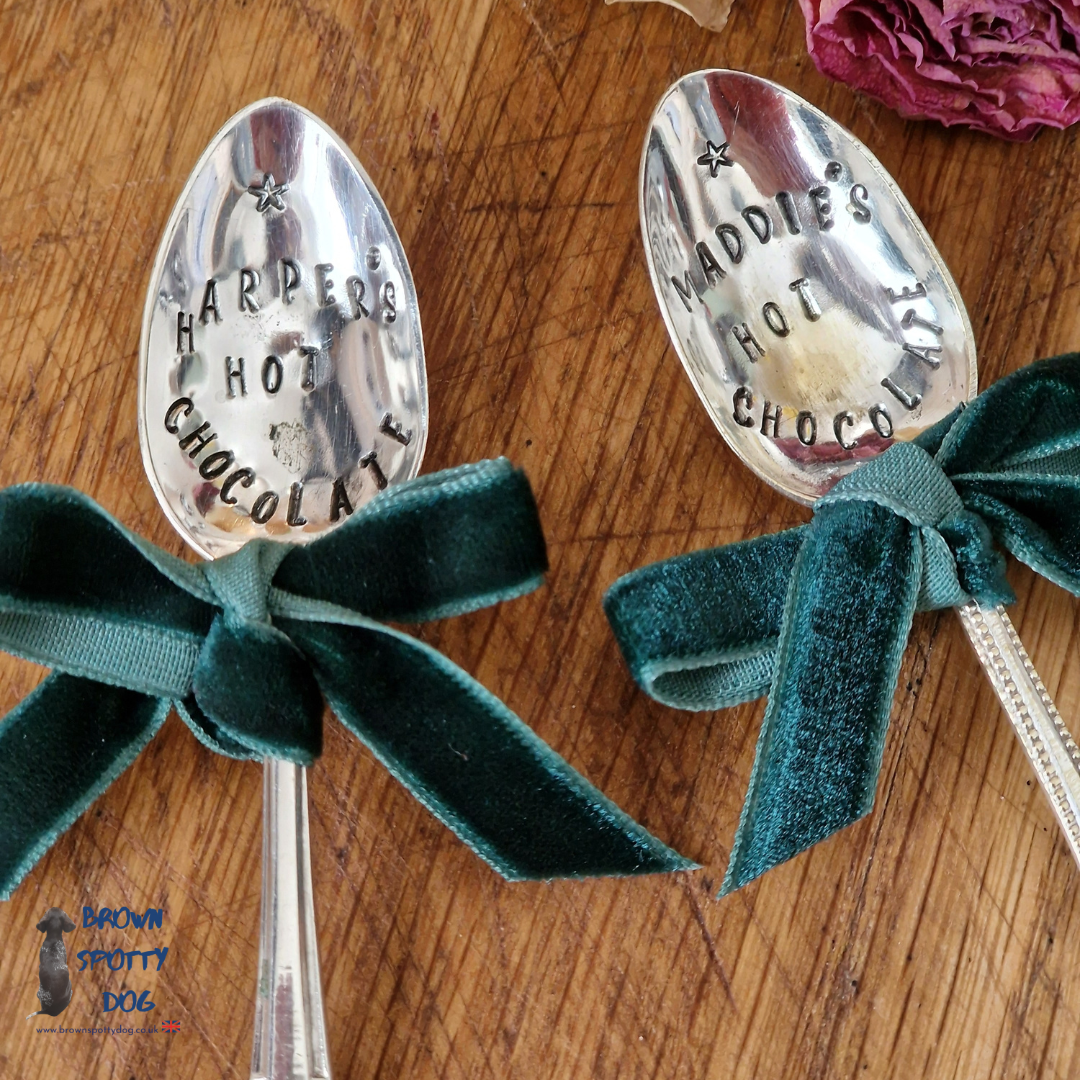 Personalise your own Christmas 'Hot Chocolate' Teaspoon.
