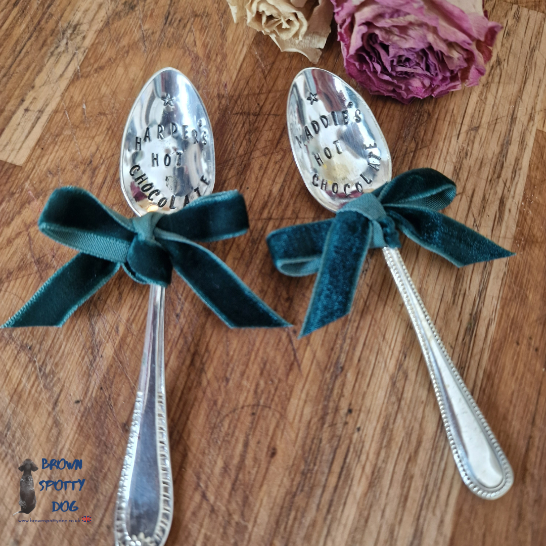 Personalise your own Christmas 'Hot Chocolate' Teaspoon.