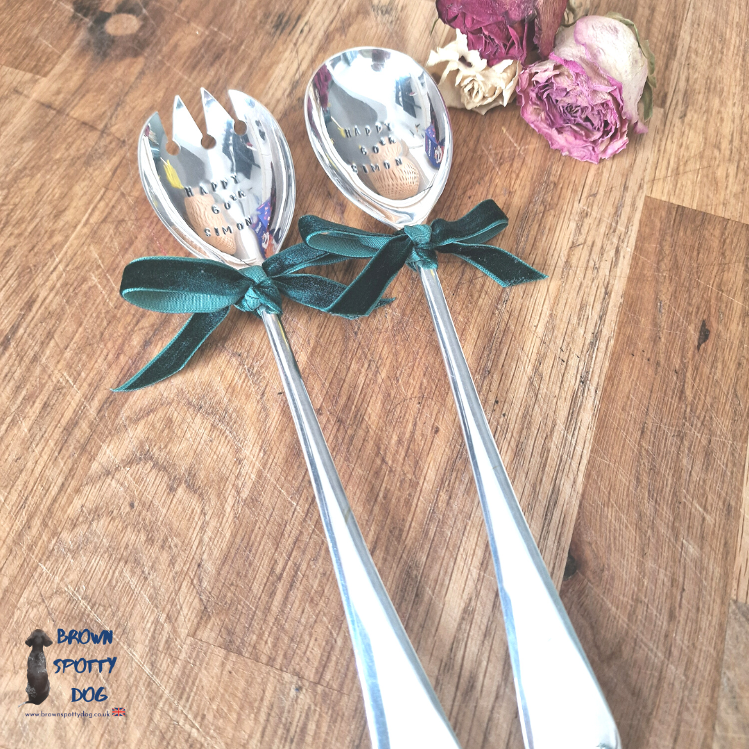 Personalise your own vintage salad servers with a classic design