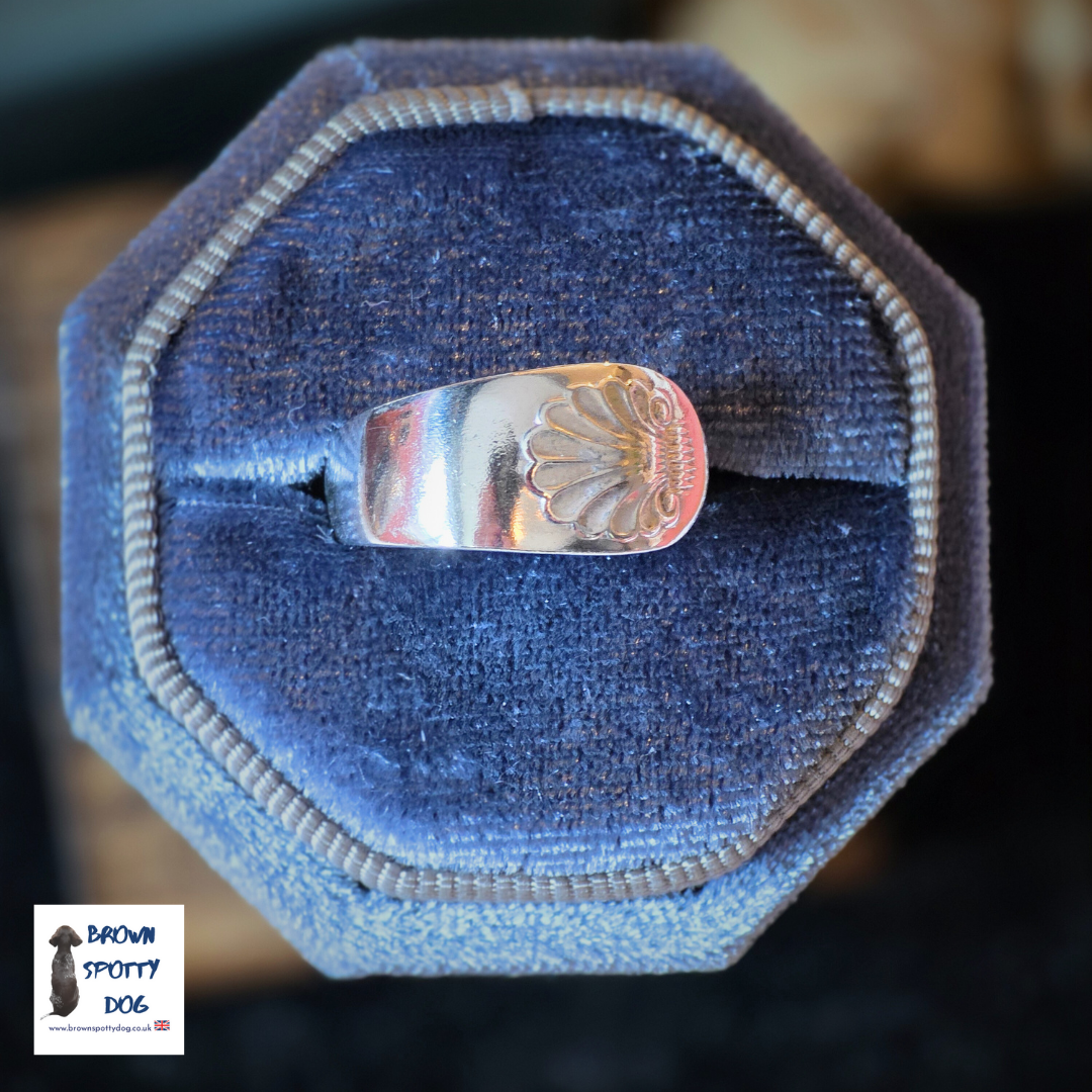 Sheffield 1936 Antique Silver Spoon Ring, complete with Change of Use Certification - A0987