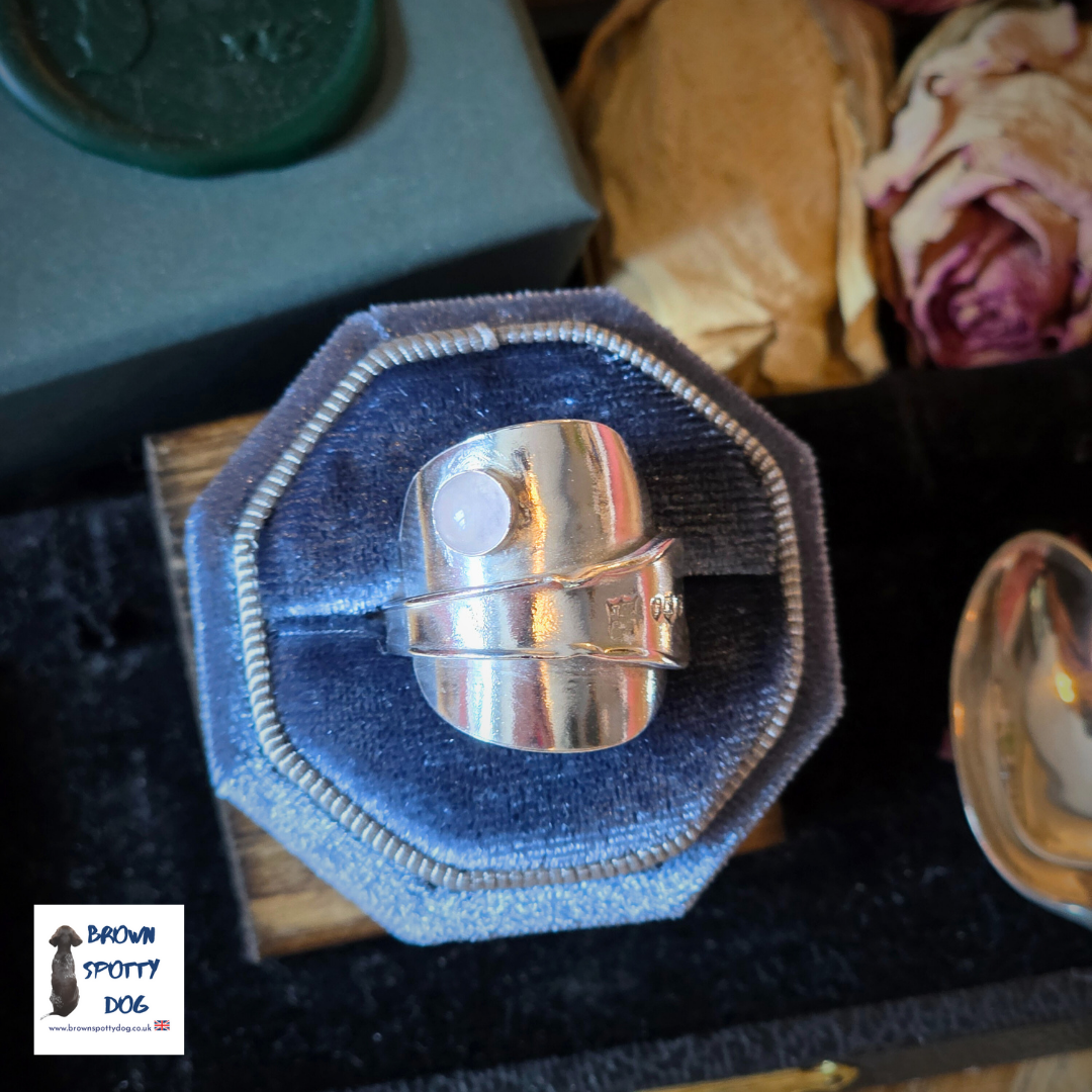 Sheffield 1957 Antique Silver Spoon Ring, complete with Change of Use Certification - A0304