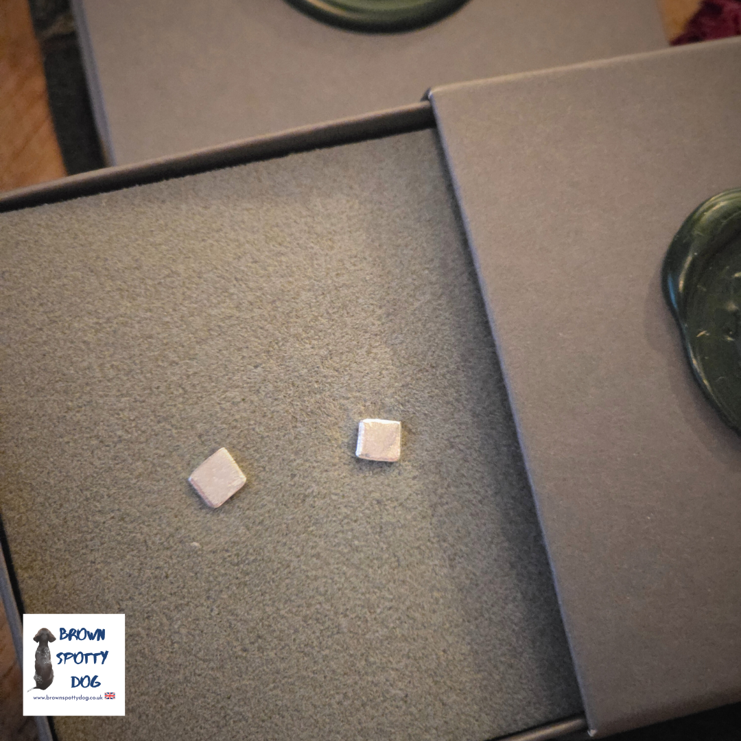 £20 1902 Antique .925 Silver Spoon Earrings